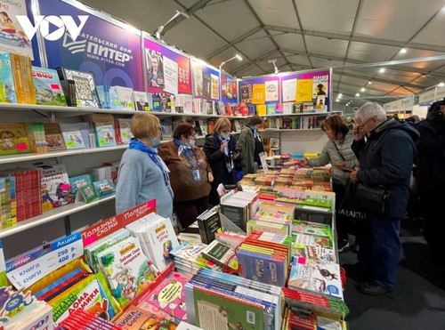 Vietnam participates in Saint Petersburg International Book Fair - ảnh 5