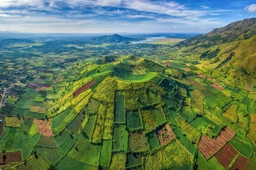 Những điểm đến ở Việt Nam thu hút du khách nước ngoài  - ảnh 18