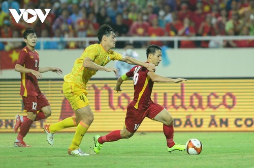 Vietnam defend SEA Games men's football championship title after beating Thailand - ảnh 5