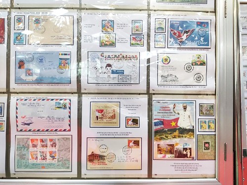 Khai mạc Triển lãm Tem Bưu chính quốc gia 2020 và Phát hành bộ tem “Biển, đảo Việt Nam: chim biển, đảo”  - ảnh 9