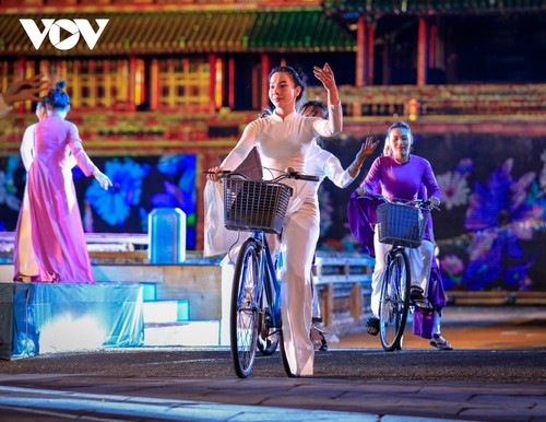 Impressive opening night of Hue Festival 2022 - ảnh 8