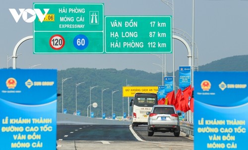 Toàn cảnh Quảng Ninh khánh thành cao tốc Vân Đồn – Móng Cái - ảnh 1