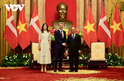 Ngày đầu Thái tử kế vị Đan Mạch Frederik và Công nương phu nhân thăm Việt Nam - ảnh 12