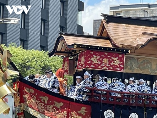 VOV mang giá trị văn hóa truyền thống đến với Lễ hội Gion của Nhật Bản - ảnh 7