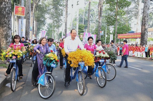 Nhiều hoạt động nhân Ngày Phụ nữ Việt Nam - ảnh 9