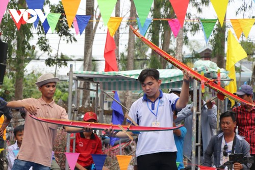 Nhiều hoạt động văn hóa, thể thao đặc sắc mừng tết cổ truyền của người Khmer - ảnh 12