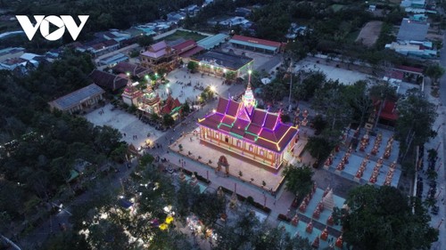 Chùa Xiêm Cán: Điểm du lịch văn hóa đặc sắc của đồng bào dân tộc Khmer - ảnh 18