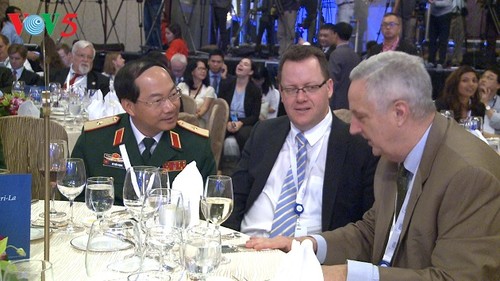 Shangri-La Dialogue highlights international law in resolving regional security challenges  - ảnh 1