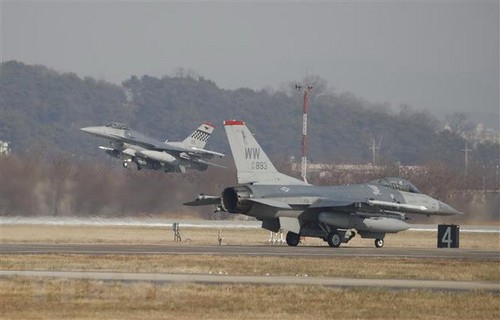 South Korea, US seek alternative to joint air exercises - ảnh 1