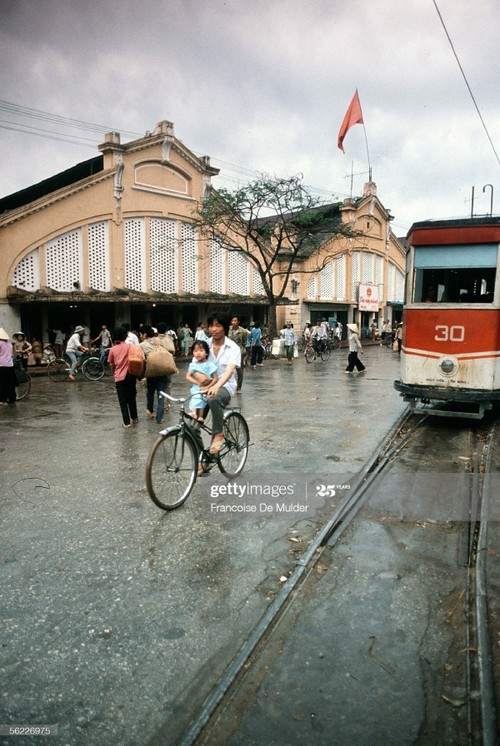 Hanoi in 1989 as seen through the lens of French journalist - ảnh 6