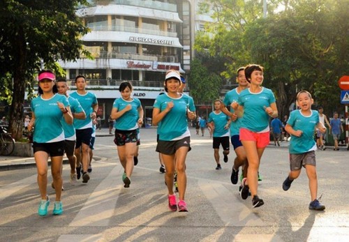 Charity run to raise funds for children to fight heart disease to be held in Hanoi - ảnh 1