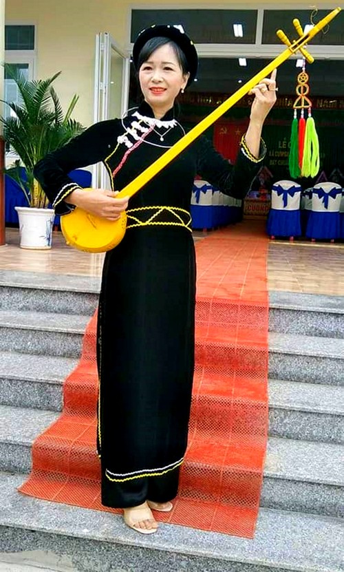Tay woman uses Then melodies to communicate on COVID-19 - ảnh 2
