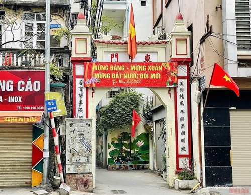 Thuy Khue – the street of village gates in Hanoi - ảnh 17