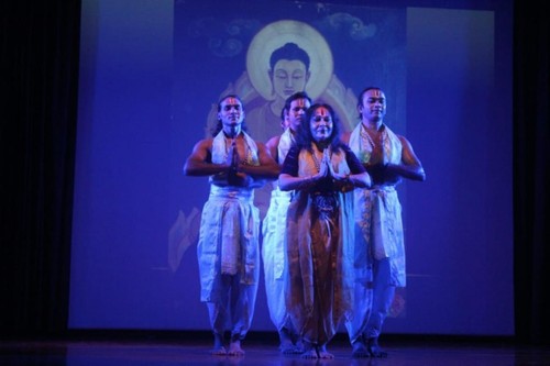 Indian classical dance introduced to Vietnamese people - ảnh 1