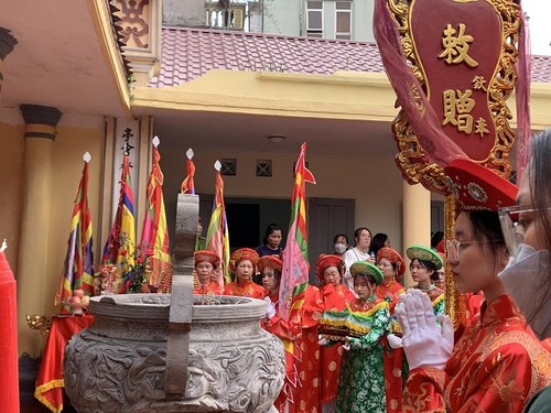 Five Moc villages’ festival preserves tradition in the heart of Hanoi  - ảnh 3