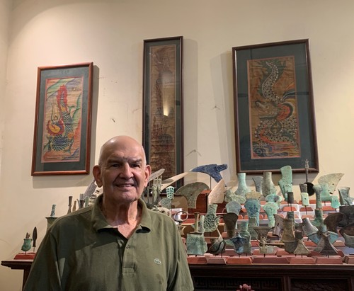 American collector passionate about Vietnam’s ethnic cultures - ảnh 1