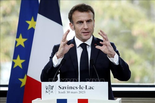 Macron says 2024, marked by Olympics, will be year of French pride and hope - ảnh 1