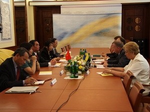 Đoàn đại biểu Đảng Cộng sản Ukraine thăm Việt Nam - ảnh 1