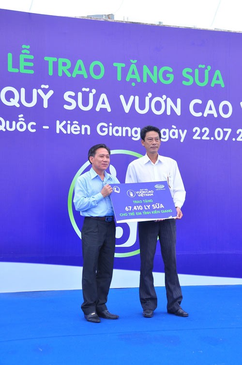 Chương trình "Quỹ sữa vươn cao Việt Nam"  - ảnh 1