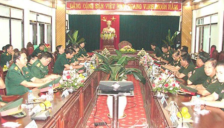 Bộ trưởng Bộ Quốc phòng Lào thăm và làm việc tại Việt Nam - ảnh 1