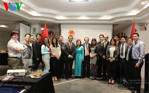 Kỷ niệm 20 năm ngày thiết lập quan hệ ngoại giao giữa Việt Nam và Peru - ảnh 1