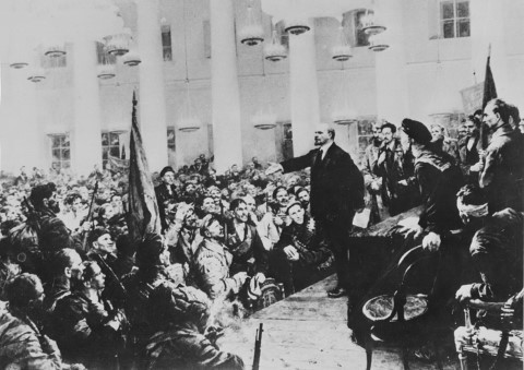 Kỷ niệm 98 năm Cách mạng tháng Mười Nga  - ảnh 1