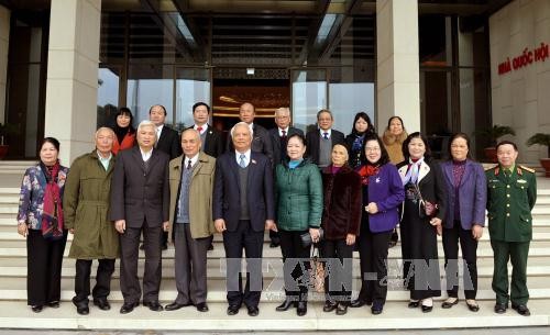 Phó Chủ tịch Quốc hội Uông Chu Lưu tiếp Đoàn đại biểu Quốc hội qua các thời kỳ tỉnh Lạng Sơn  - ảnh 1