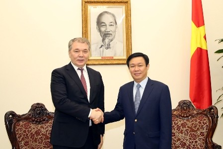 Phó Thủ tướng Vương Đình Huệ tiếp Đoàn đại biểu Đảng Cộng sản Liên bang Nga - ảnh 1