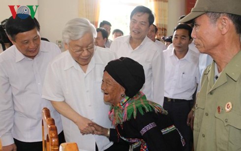 Tổng Bí thư Nguyễn Phú Trọng thăm và làm việc tại tỉnh Lai Châu  - ảnh 3