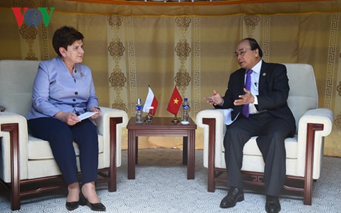 Thủ tướng Nguyễn Xuân Phúc tiếp xúc song phương bên lề Hội nghị Cấp cao ASEM 11  - ảnh 6
