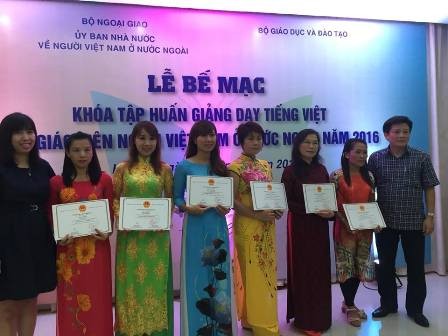 Khóa tập huấn tiếng Việt cho giáo viên NVNONN cung cấp nhiều kiến thức giảng dạy cho học viên - ảnh 3