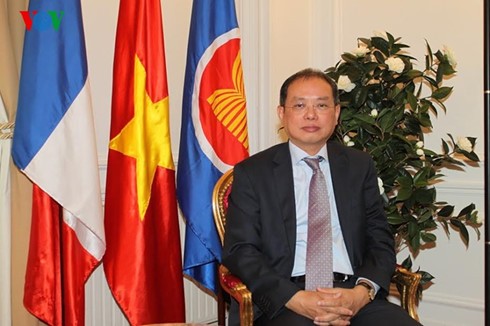 Chuyến thăm Việt Nam của Tổng thống Pháp Francois Hollande sẽ tạo cú hích lớn trong quan hệ hai nước - ảnh 1