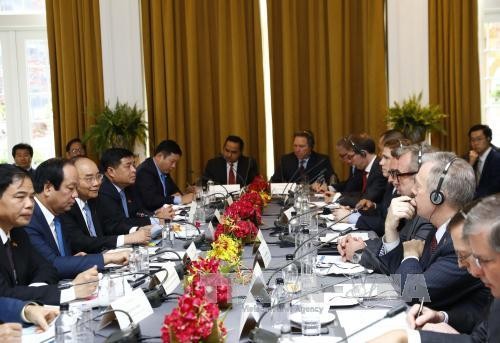 Thủ tướng Nguyễn Xuân Phúc dự tọa đàm bàn tròn về hợp tác đầu tư Hoa Kỳ - Việt Nam - ảnh 1