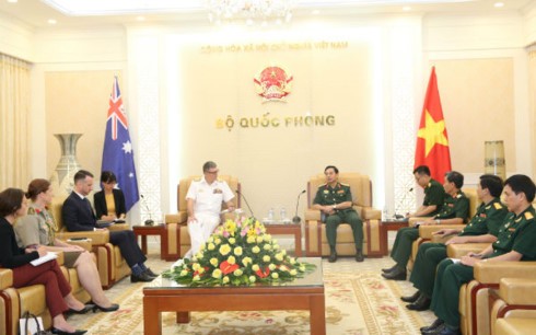 Đẩy mạnh quan hệ hợp tác quốc phòng Việt Nam - Australia  - ảnh 1