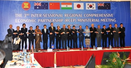 ASEAN, đối tác quan trọng ở khu vực và thế giới - ảnh 2