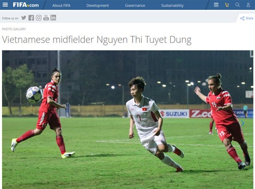 Nữ tuyển thủ bóng đá Việt Nam được vinh danh trên trang chủ của Liên đoàn bóng đá thế giới  - ảnh 1