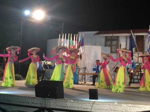 Liên hoan văn hóa dân gian Việt Nam tại Hy Lạp - ảnh 3