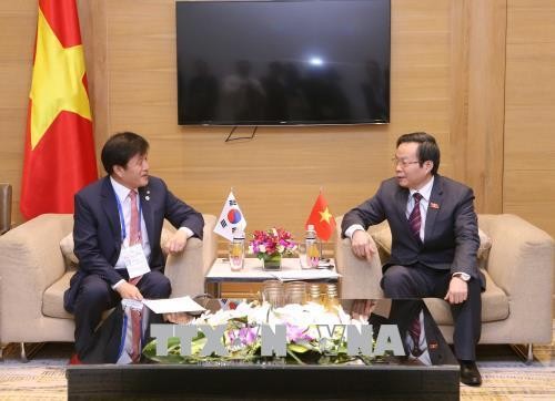 Việt Nam luôn coi trọng phát triển quan hệ hợp tác với Hàn Quốc - ảnh 1