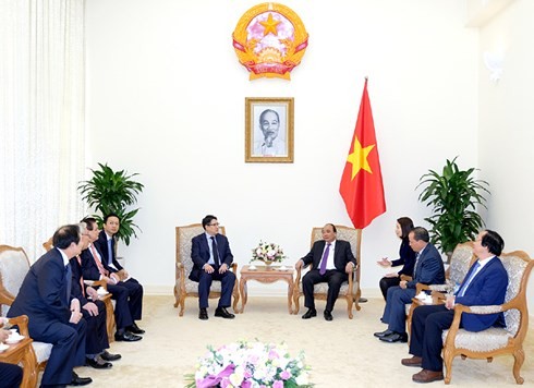 Thủ tướng Nguyễn Xuân Phúc tiếp Chủ tịch Liên đoàn Bóng đá thế giới và Chủ tịch Tập đoàn Hyosung  - ảnh 2