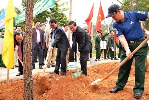 Tết trồng cây đời đời nhớ ơn Chủ tịch Hồ Chí Minh - ảnh 3