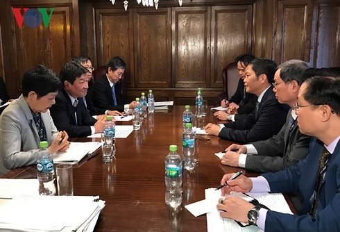 Bộ trưởng Trần Tuấn Anh gặp song phương với đại diện Nhật Bản, Chile và Mexico - ảnh 1