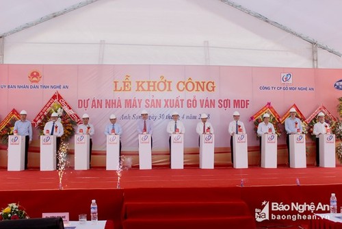 Phó Thủ tướng Vương Đình Huệ dự khởi công nhà máy gỗ ván sợi MDF tại Nghệ An - ảnh 1