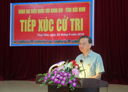 Bộ trưởng Bộ Công an Tô Lâm tiếp xúc cử tri tỉnh Bắc Ninh - ảnh 1