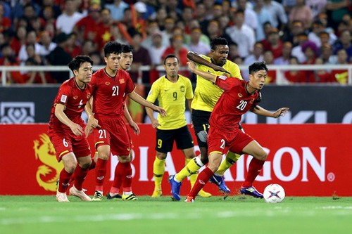 Việt Nam vượt qua Malaysia ở vòng đấu bảng AFF Suzuki Cup 2018 - ảnh 1