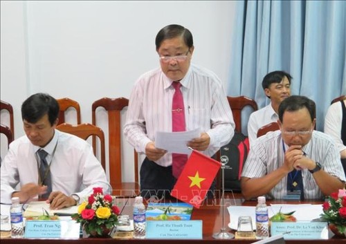 Phái đoàn Nghị viện Vương quốc Bỉ và Đại sứ Vương quốc Bỉ tại Việt Nam làm việc với Đại học Cần Thơ - ảnh 1