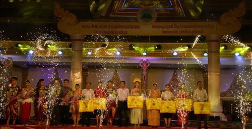 Khai mạc Ngày hội Văn hóa, Thể thao và Du lịch đồng bào dân tộc Khmer tỉnh An Giang lần thứ XII - ảnh 1