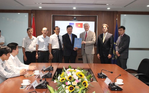 ADB ký kết dự án phát triển cơ sở hạ tầng du lịch với 5 tỉnh của Việt Nam - ảnh 1