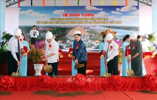 Chủ tịch Quốc hội Nguyễn Thị Kim Ngân dự Lễ khởi công Di tích lịch sử Lộ Vòng Cung Cần Thơ - ảnh 1