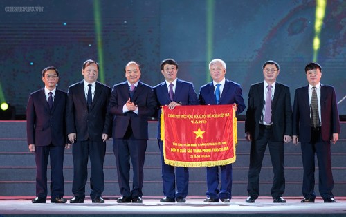 Thủ tướng Nguyễn Xuân Phúc dự kỷ niệm 120 năm ngày ra đời ngành xi măng Việt Nam - ảnh 1