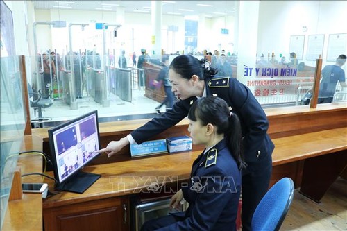 Thủ tướng Nguyễn Xuân Phúc chỉ đạo về việc phòng, chống dịch bệnh viêm đường hô hấp cấp - ảnh 1